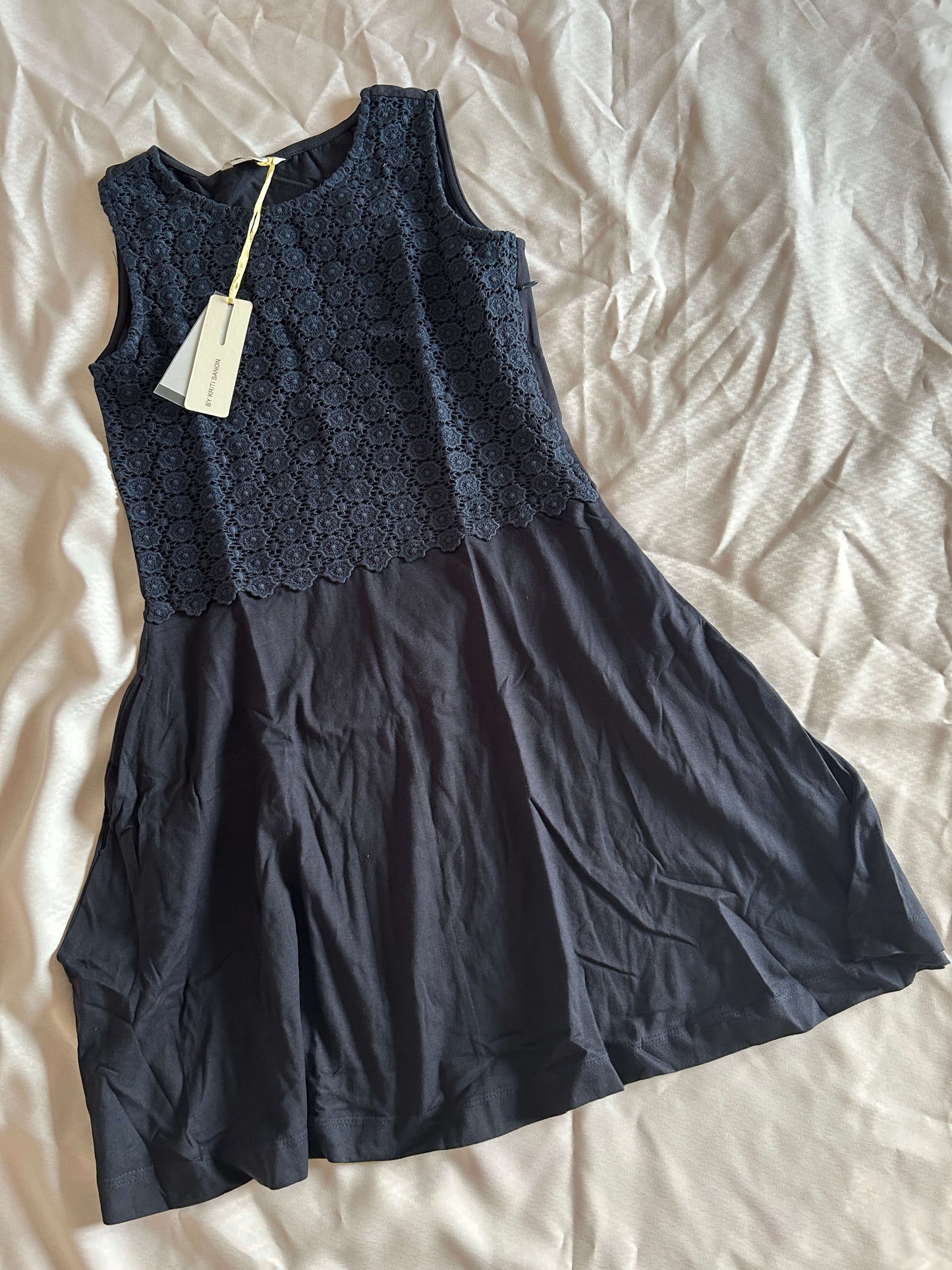 embroidered skater dress (new)